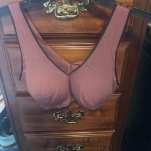 True Body Lift V Neck Bralette NWT